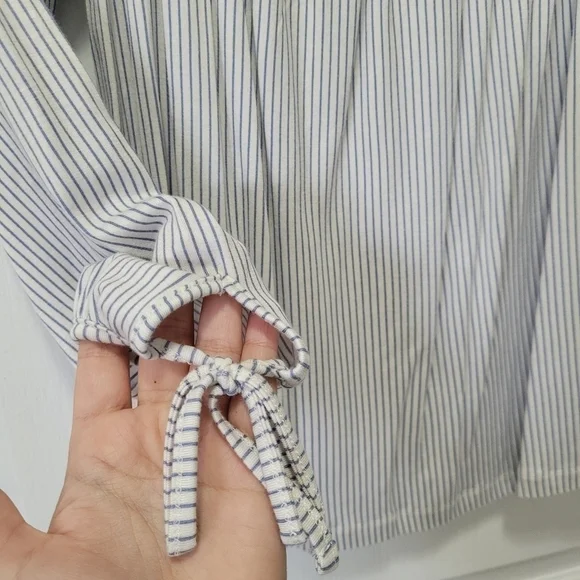 Embroidered off the shoulder blouse xs NEW with tags - Picture 4 of 10